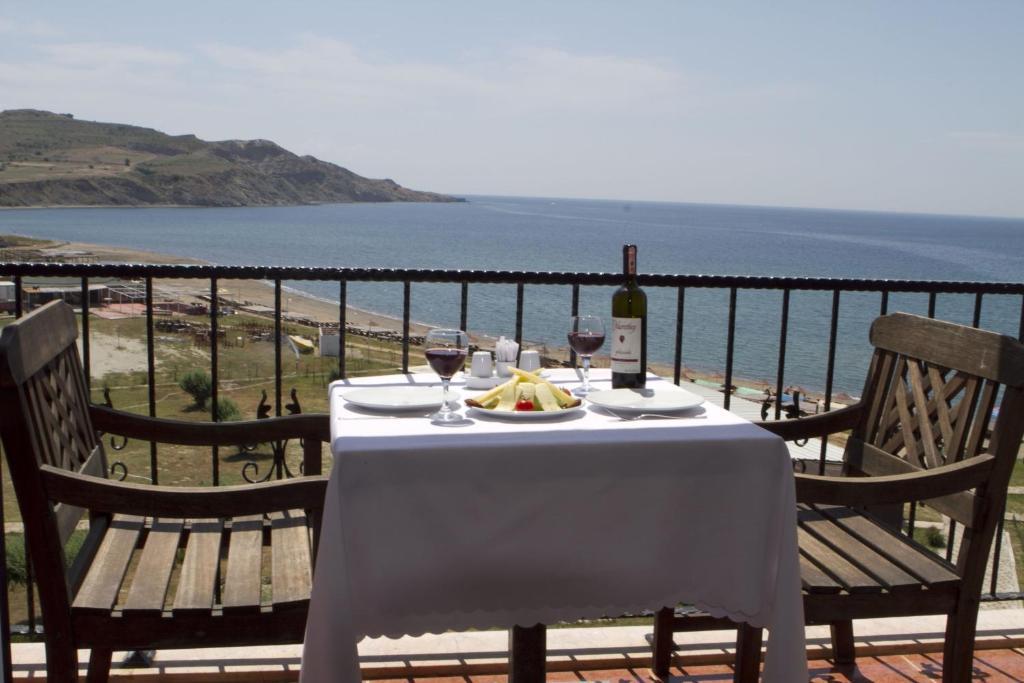 Mavisu Resort Hotel İmroz Exteriör bild